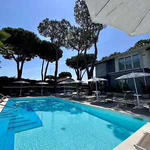 Blue E Aparthotel
