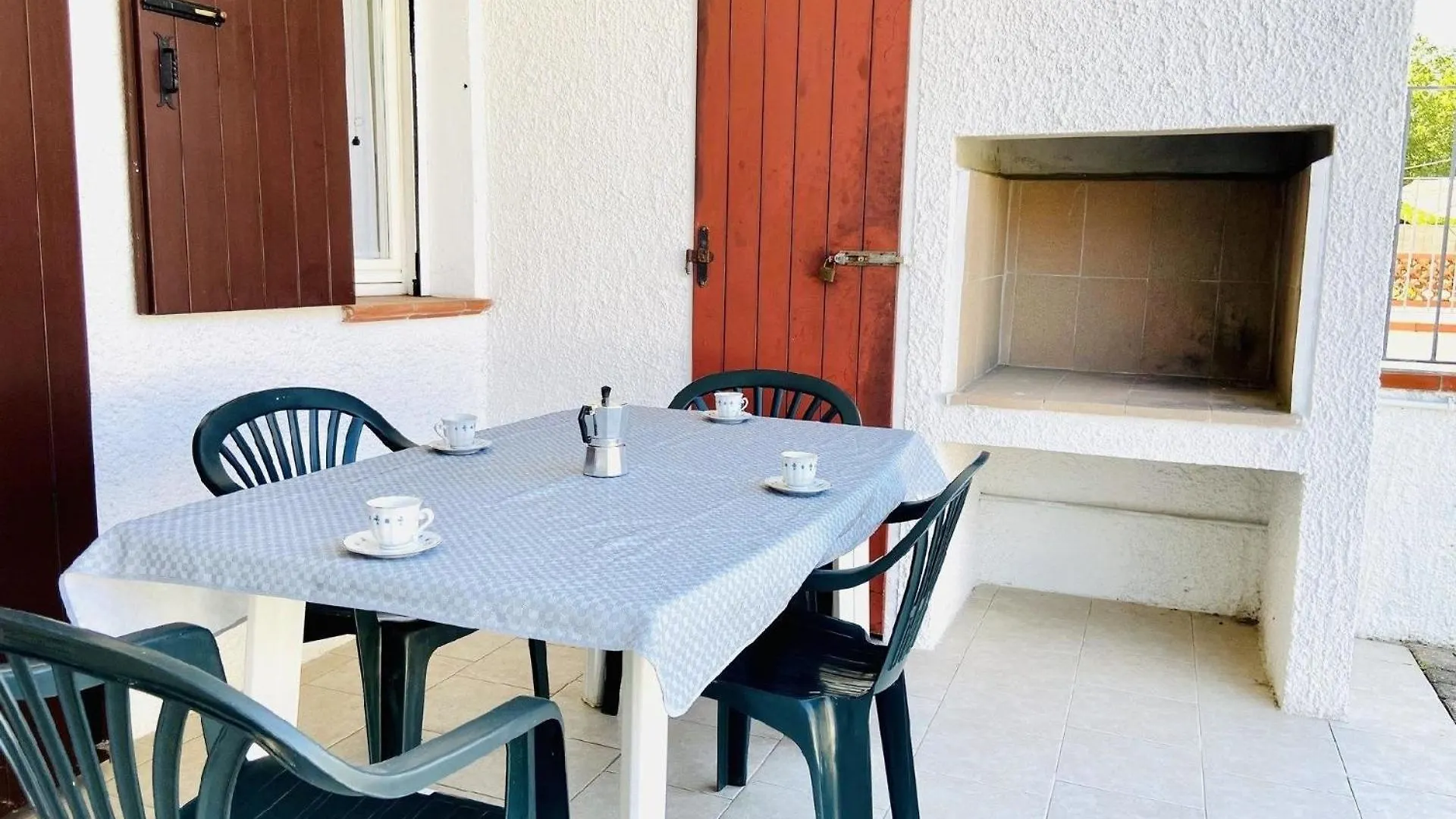 Ferienvilla Ada Mit Terrasse, Grill Und Garten Lido delle Nazioni